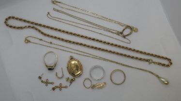 9ct gold jewellery to include chains, rings etc - weight approx 21.5 grams