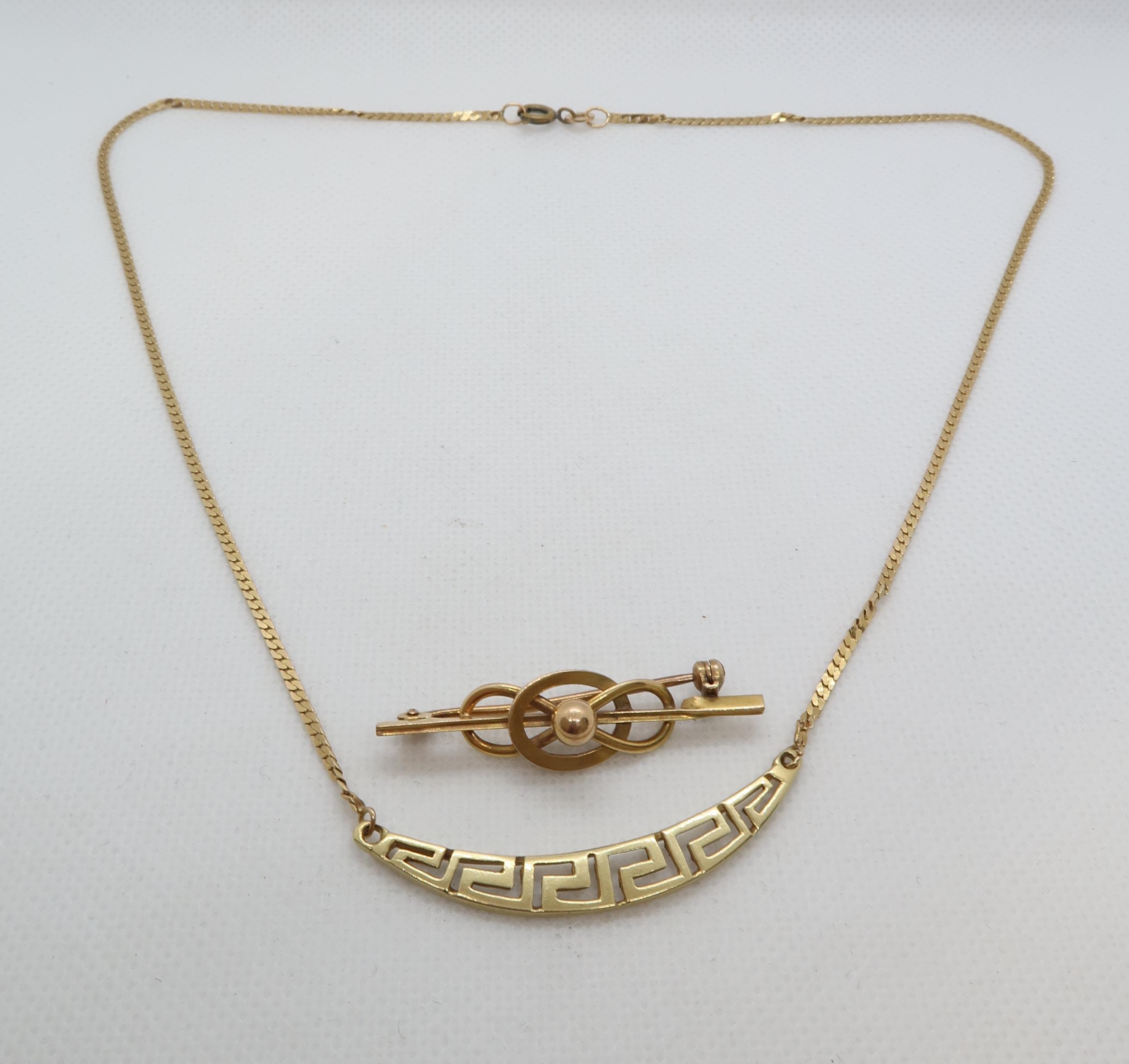 A 14ct yellow gold (hallmarked) necklace - 43cm - together with a 15ct yellow gold (hallmarked)