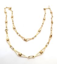 An 18ct hallmarked yellow gold necklace / chain, 67cm long, approx 21 grams