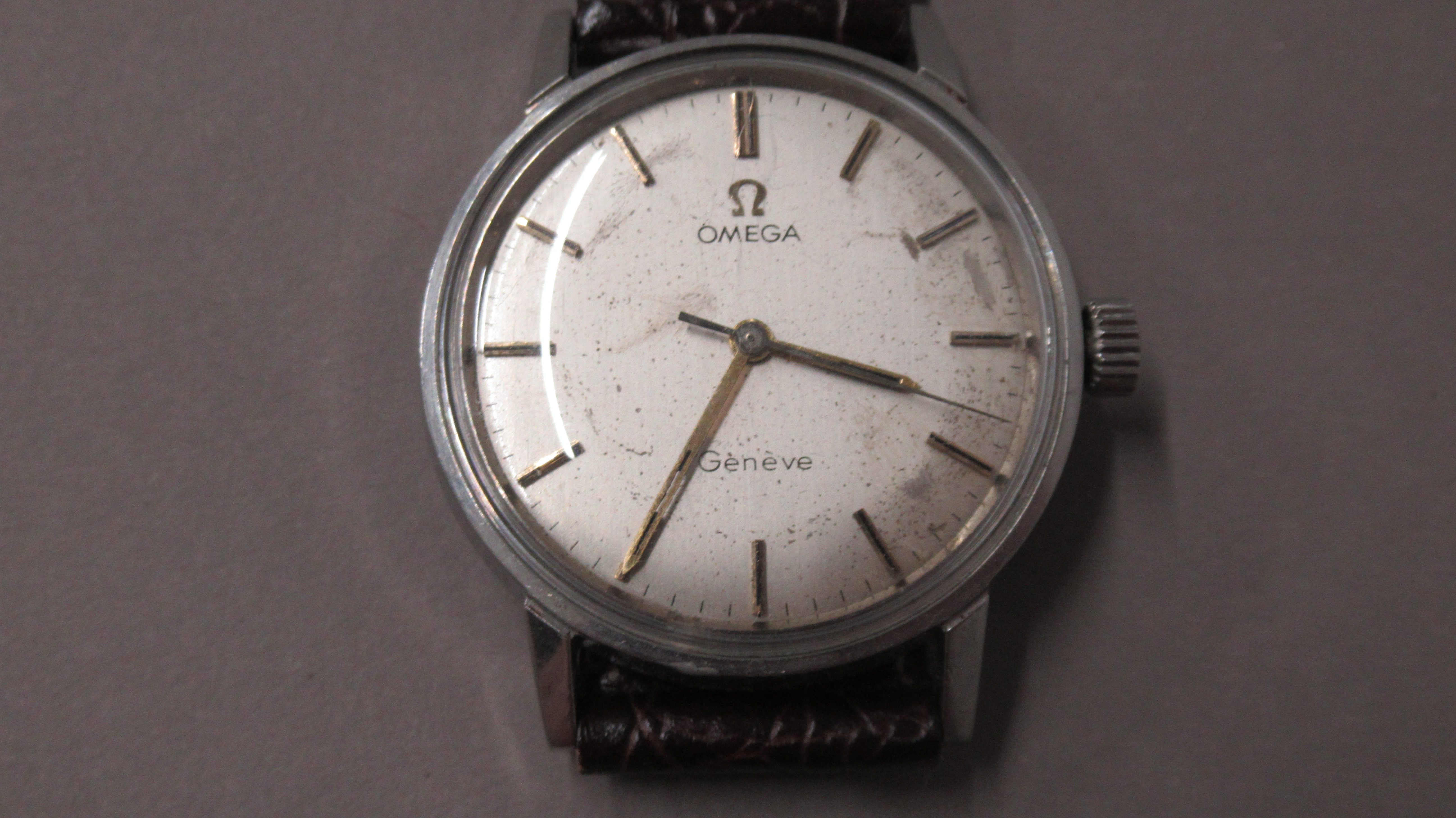 A gents Omega Geneve Seamaster stainless steel case, manual wind wristwatch - case 34mm - working in
