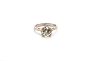 An 18ct white gold diamond ring - diamond weight 1.5ct - diamond is bright and lively - ring size