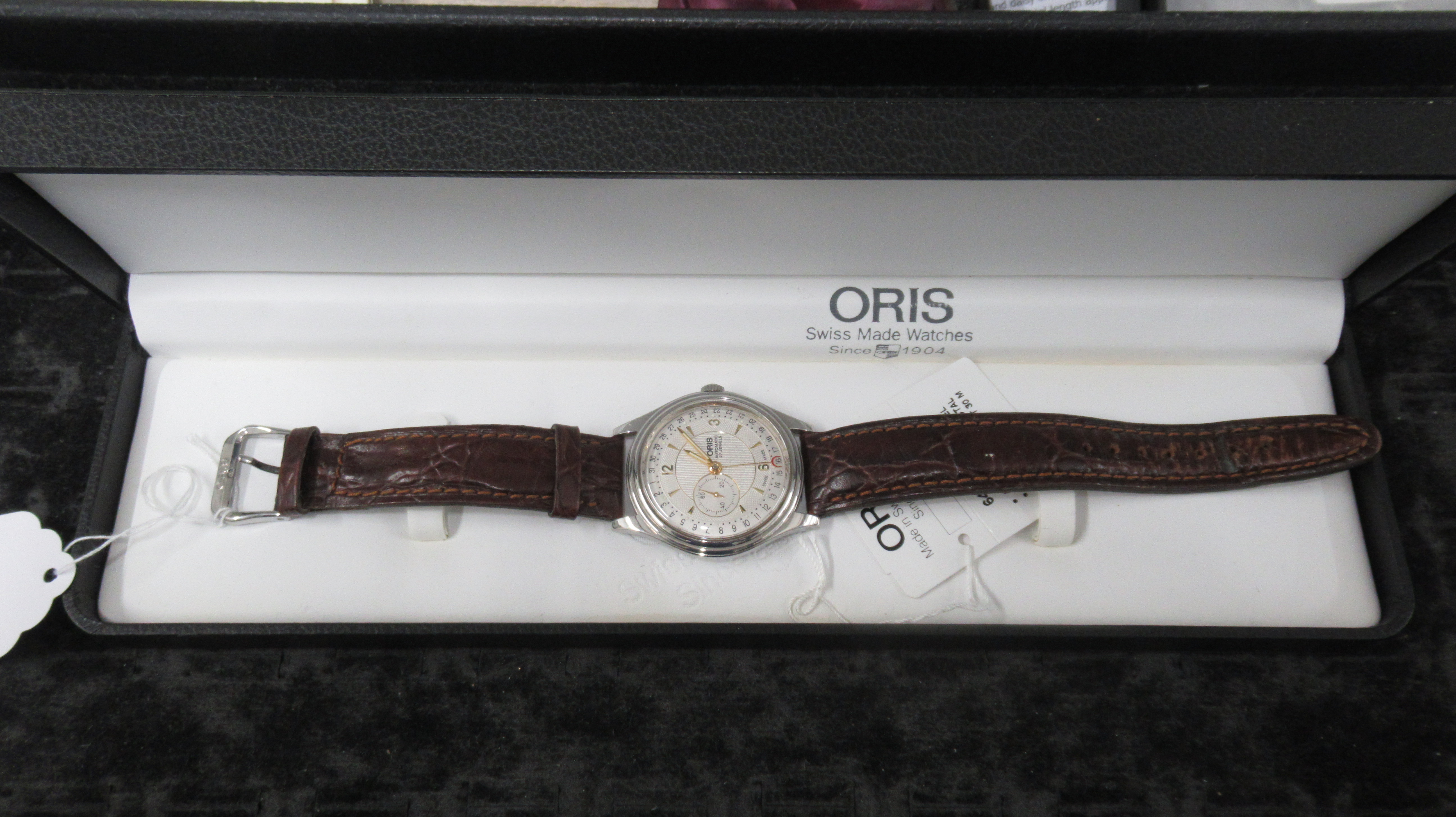 An Oris Gents automatic wristwatch with date and secondhand in its case with a good quality - Bild 4 aus 4