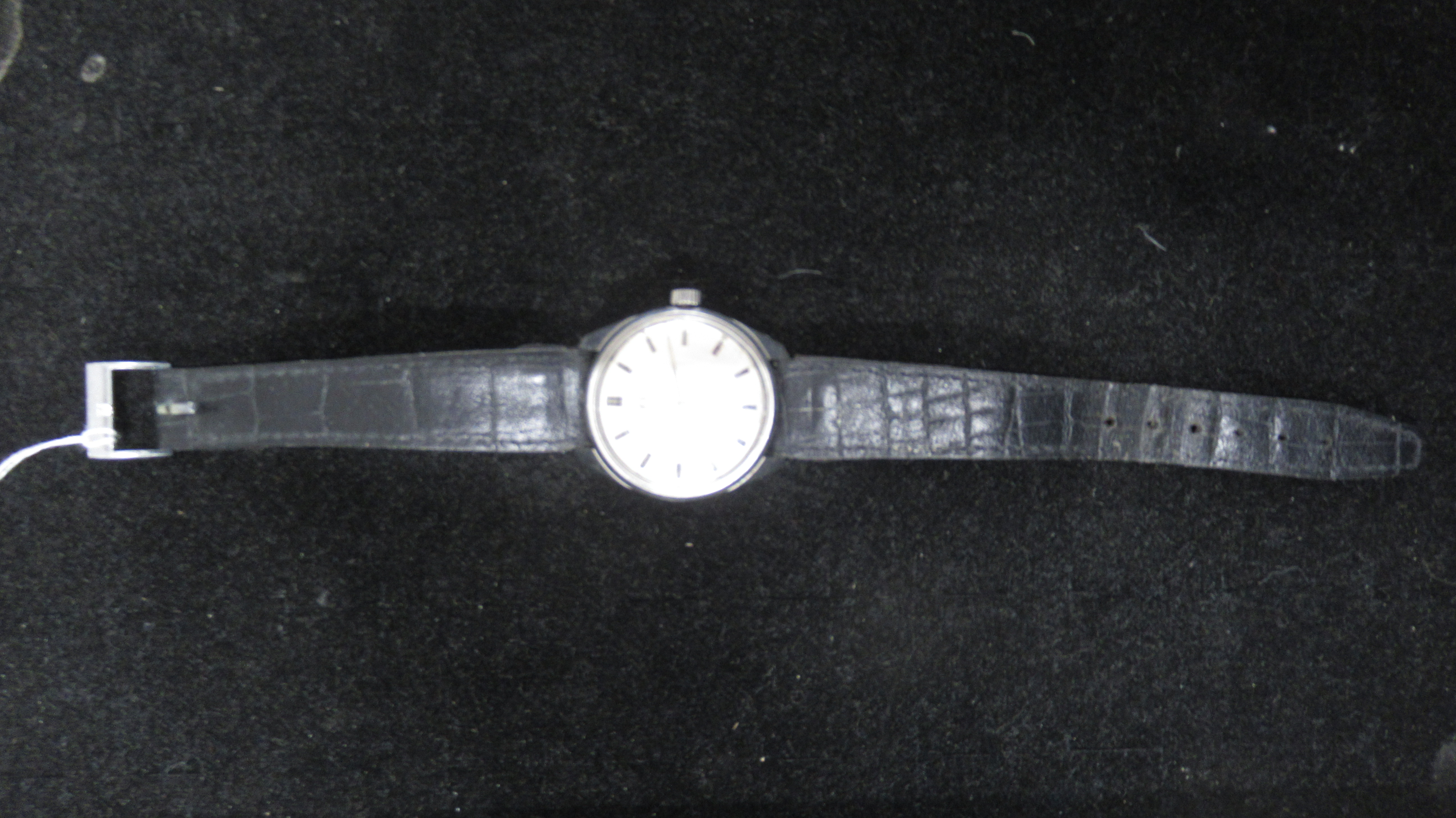 A Tissot Seastar Gents wristwatch on a leather strap, working in saleroom - Bild 2 aus 3