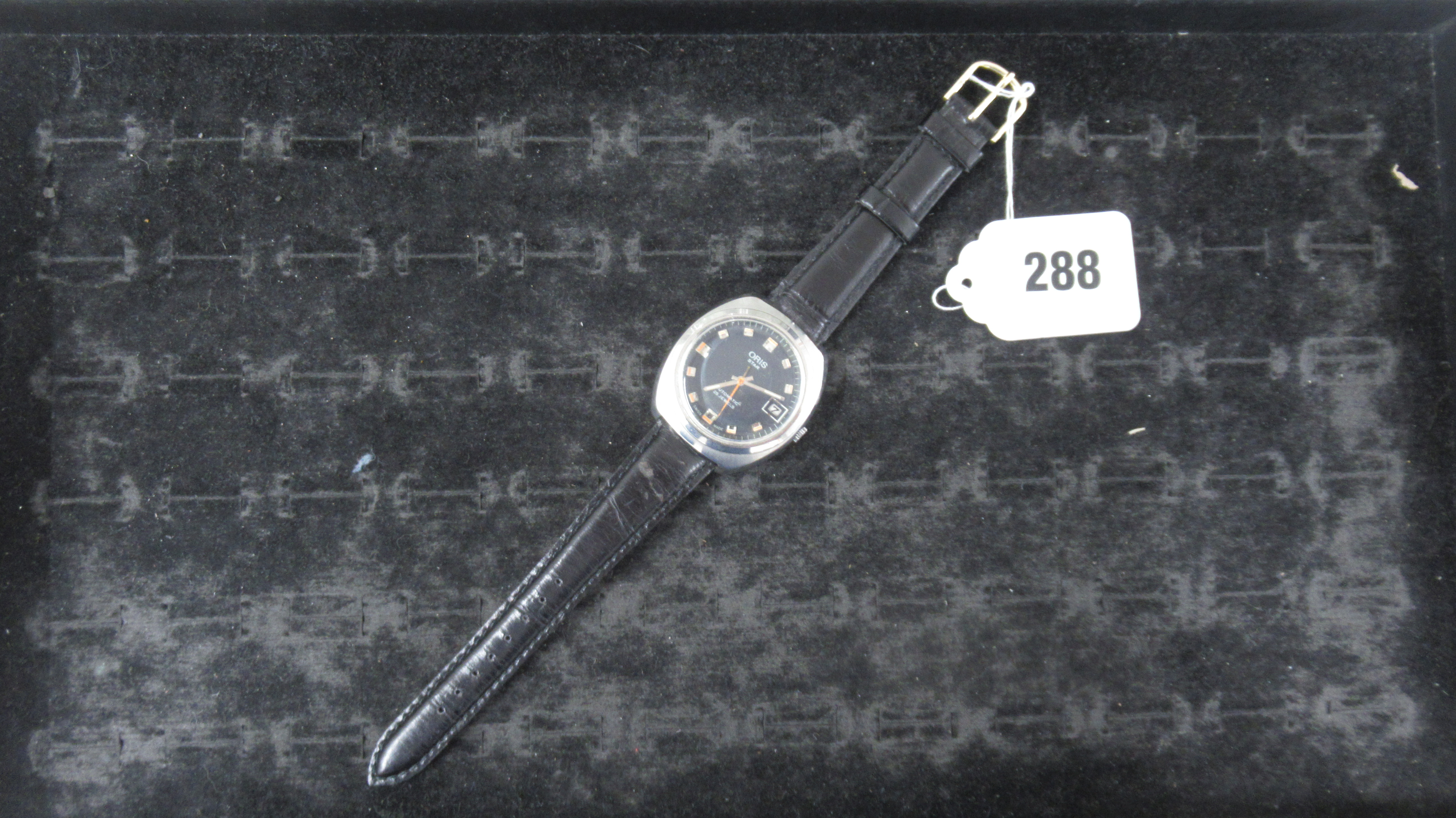 An Oris Star automatic Gents wristwatch on a leather strap, working in saleroom - Bild 3 aus 3
