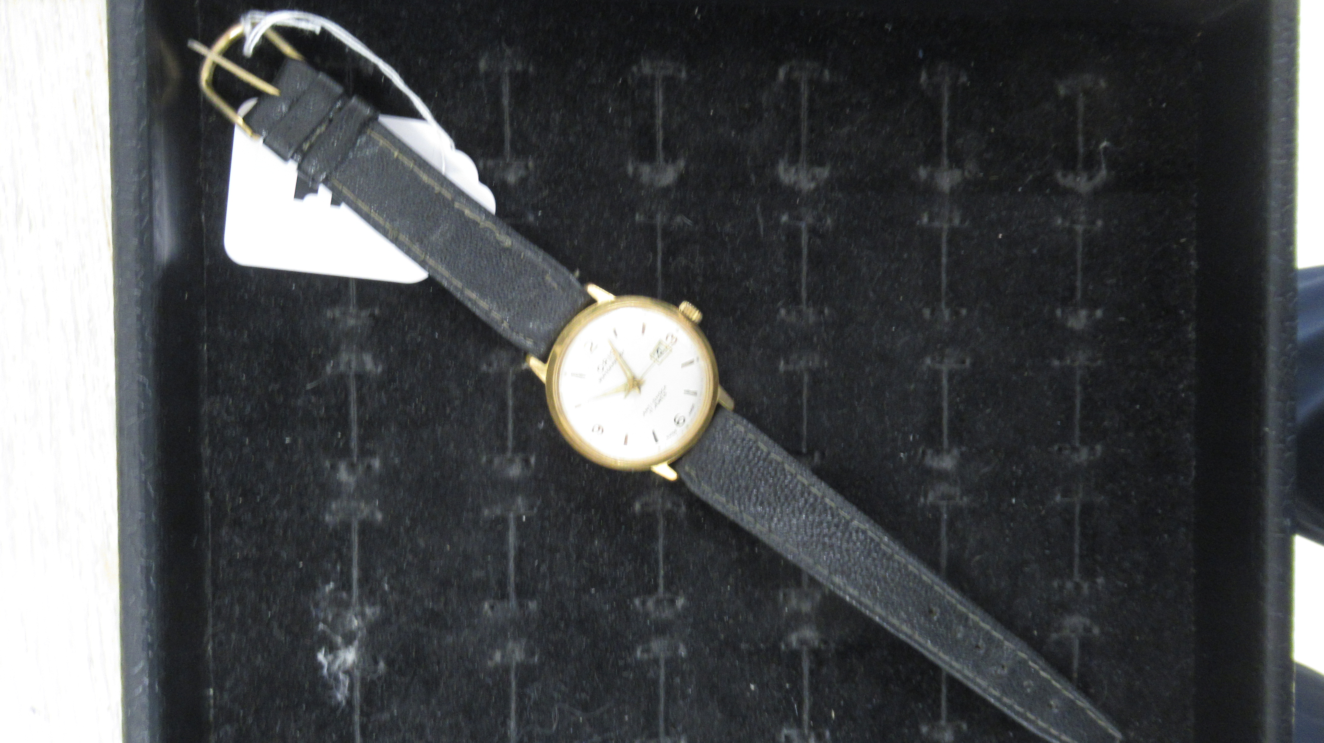 An Oris gents wristwatch on a leather strap, working in saleroom - Bild 2 aus 2