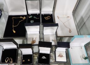 modern 9ct hallmarked gold jewellery; rings, earrings, pendants, chains etc. including Rocks & Co,