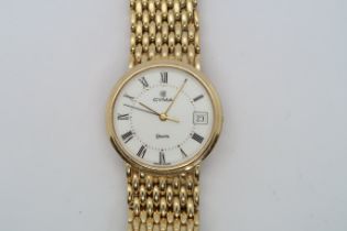 A Gents Cyma hallmarked 14ct yellow gold quartz bracelet wristwatch, round case 31mm on a 14ct