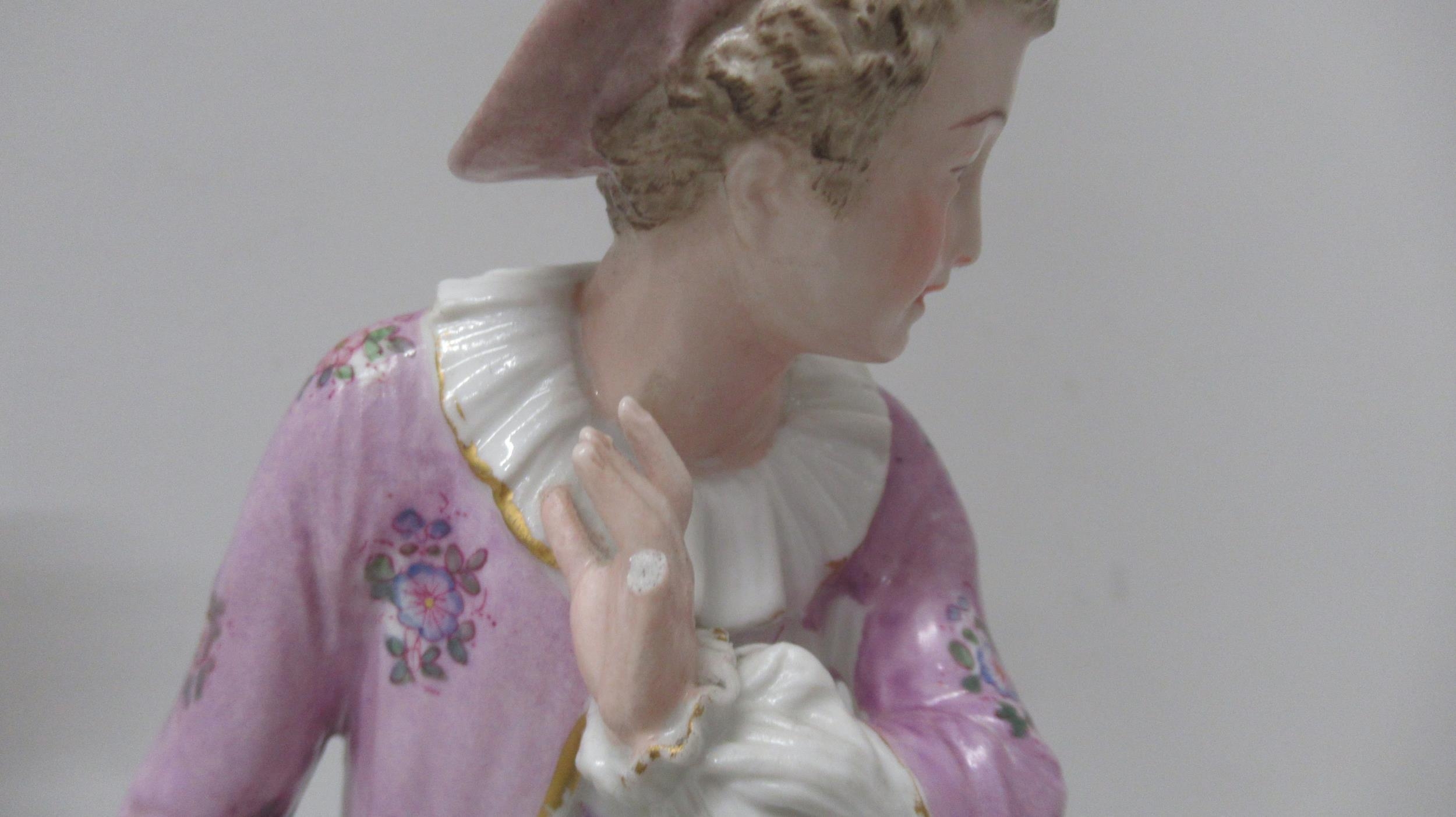 A pair of Continental porcelain figures of a Gallant & Lady - Meissen crossed swords mark to - Image 3 of 6