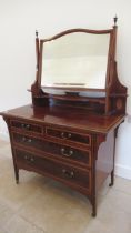 A good quality Edwardian mahogany and crossbanded dressing chest - in very good condition - 115cm