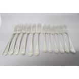 Twelve silver forks - approx weight 19.6 troy oz