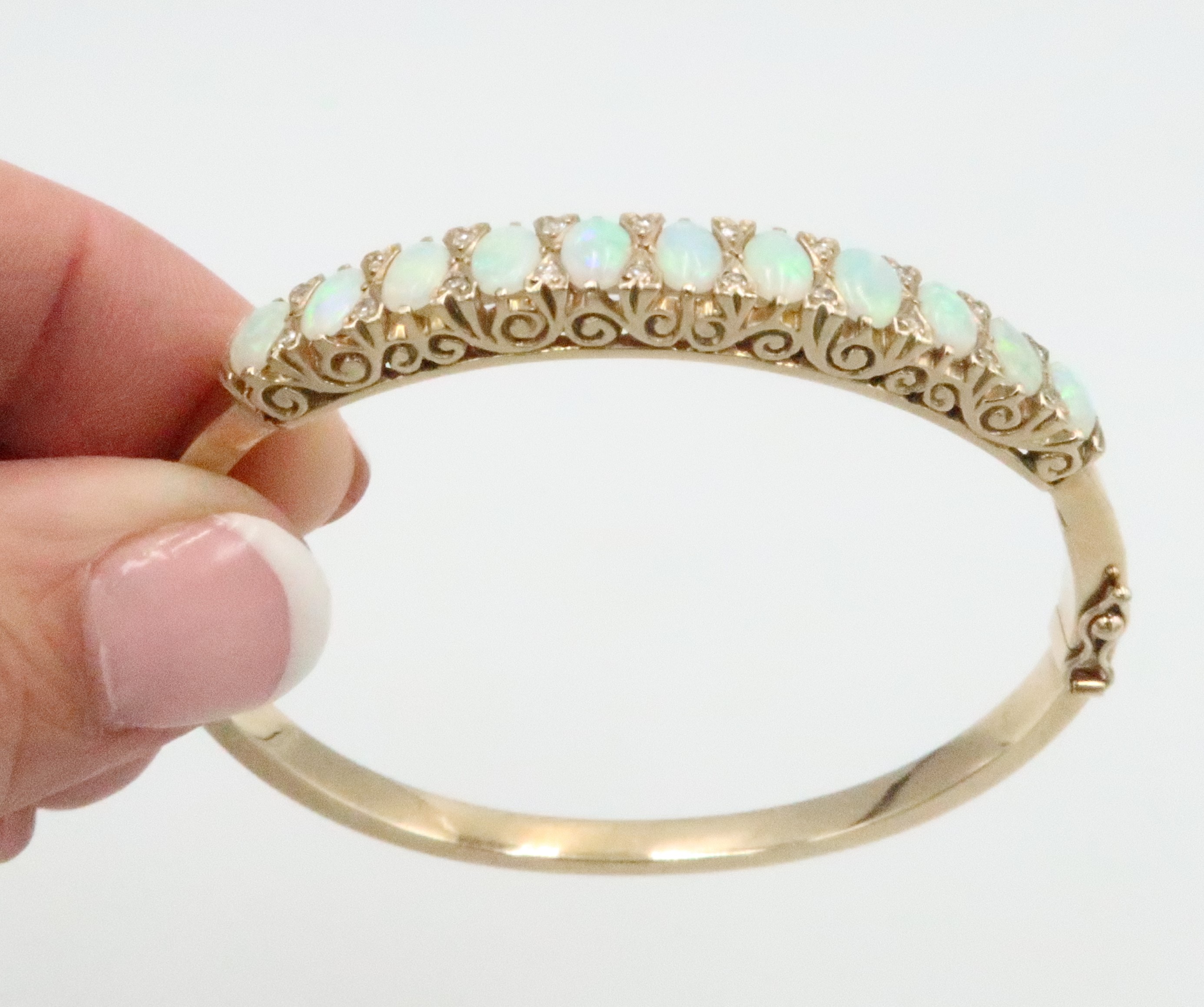 A 9ct and opal and diamond bracelet, approx 21.99 grams - Image 3 of 6