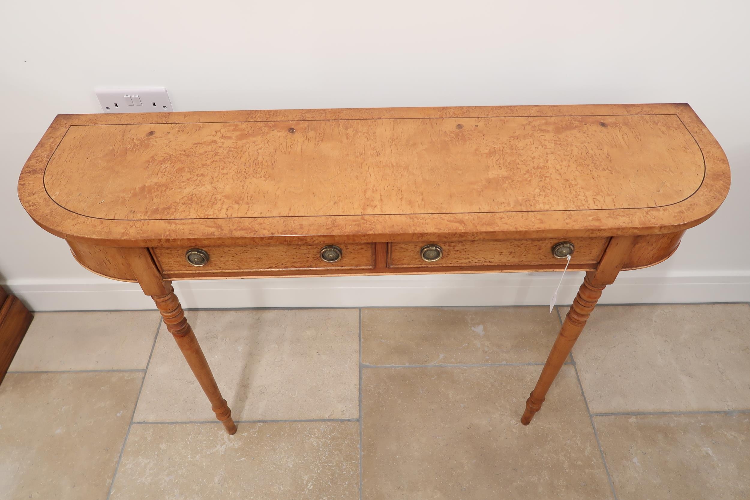 A Birch veneer D end table with two drawers - Width 120cm x Depth 33cm x Height 76cm - made by a - Bild 2 aus 2