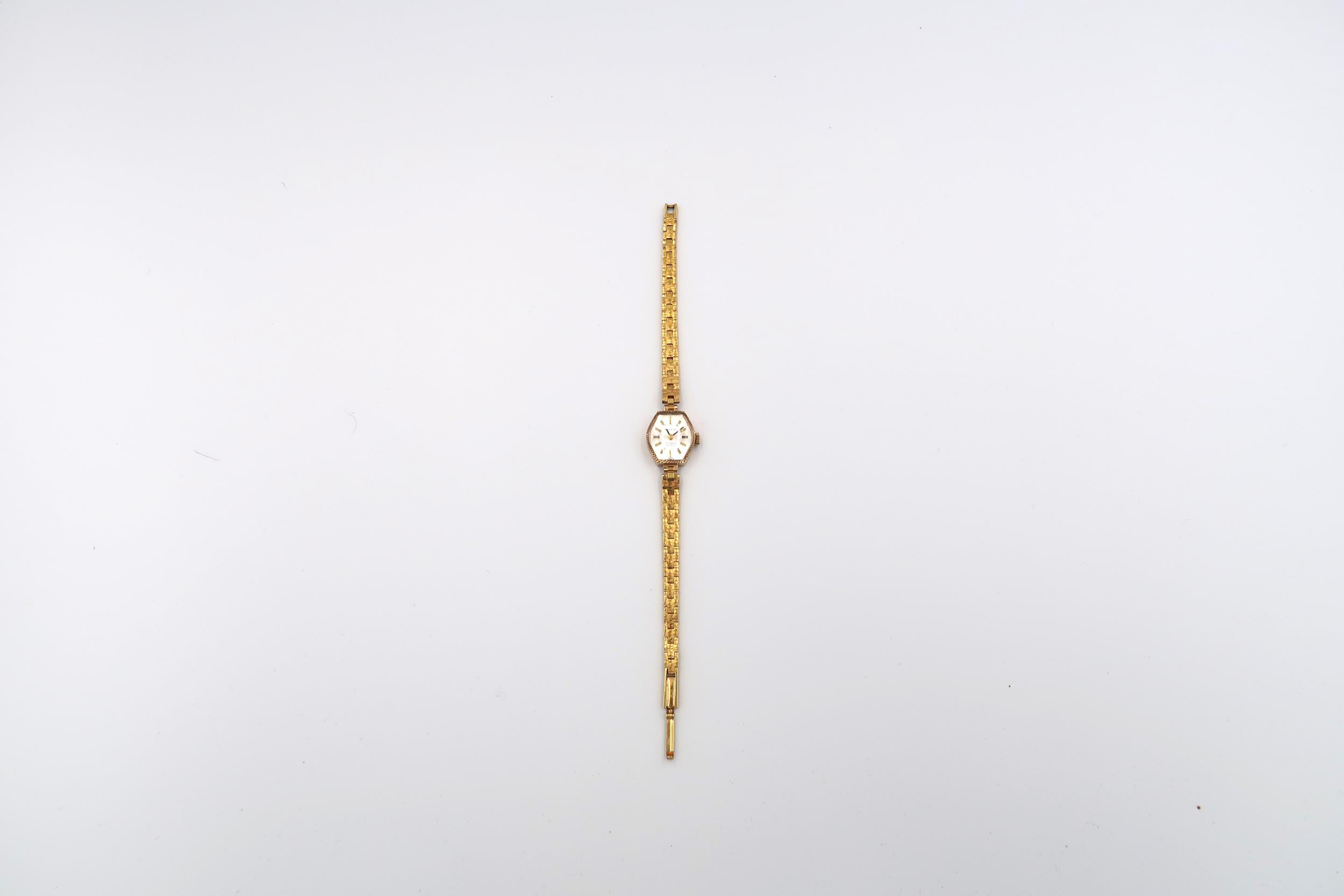 A ladies 9ct gold cased wristwatch on 9ct gold strap along with two 9ct gold watch cases. - Image 9 of 10