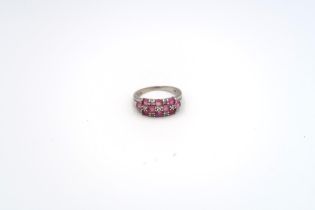 A 14ct white gold ring with pink sapphire, size Q, approx 4.8 grams