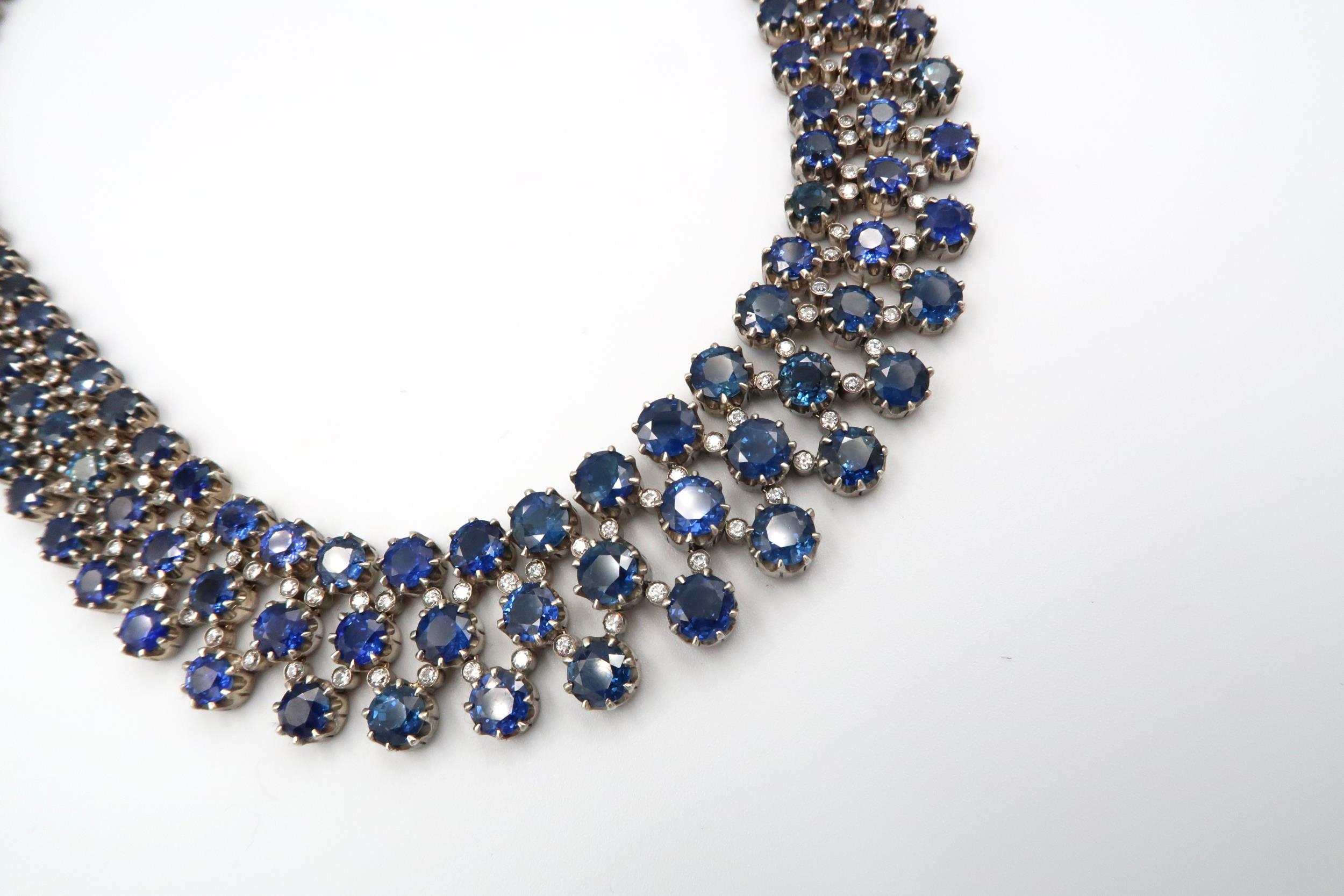 A stunning three row articulated sapphire and diamond necklace. The graduating circular claw set - Image 2 of 11