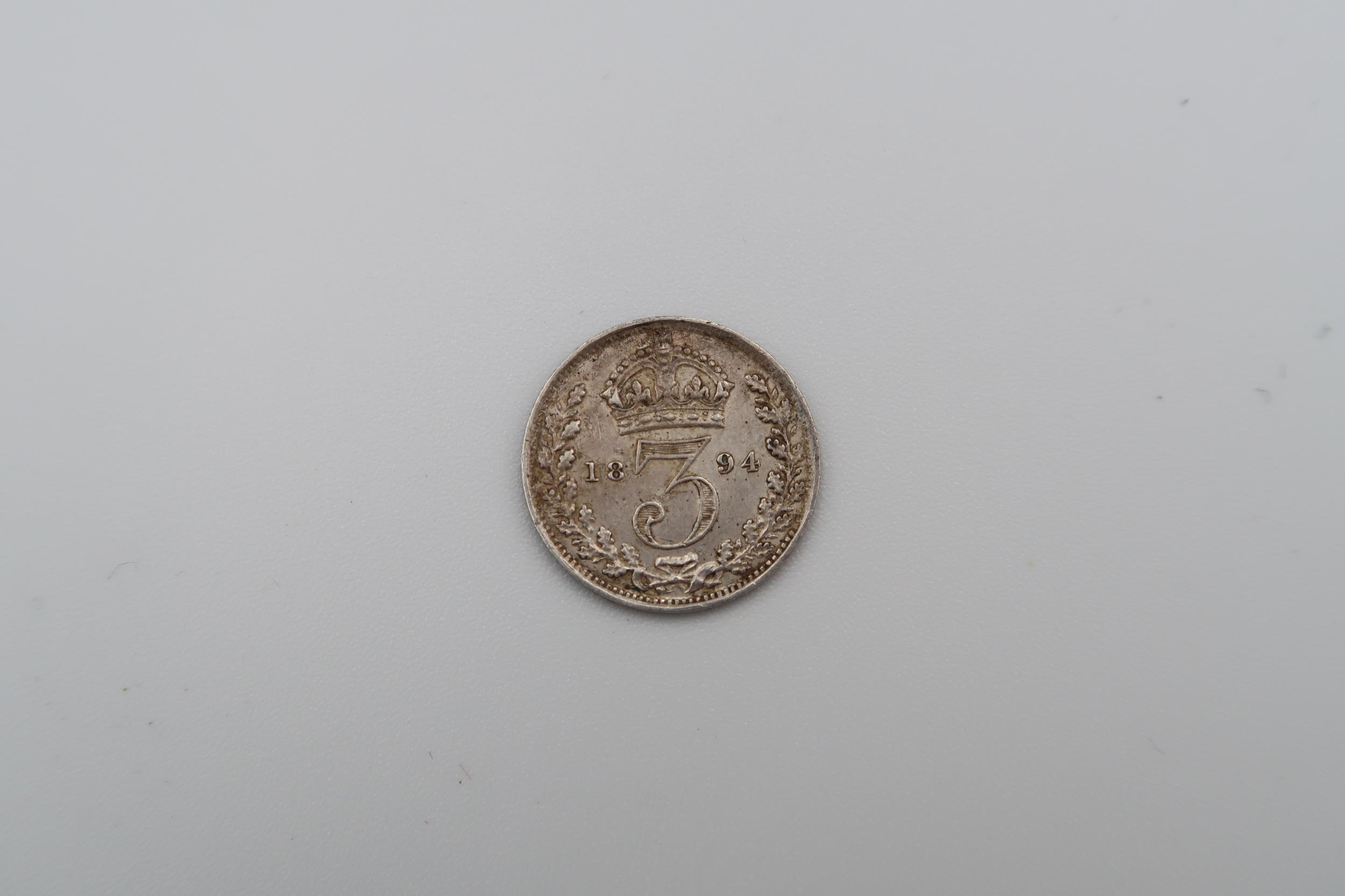 An 1890 Crown and other British coinage - Bild 9 aus 9