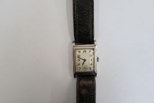 A Gents Zenith automatic watch on a black leather strap, running in saleroom