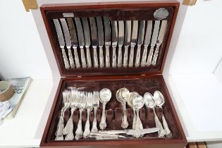 A canteen of Kings Pattern cutlery in a case