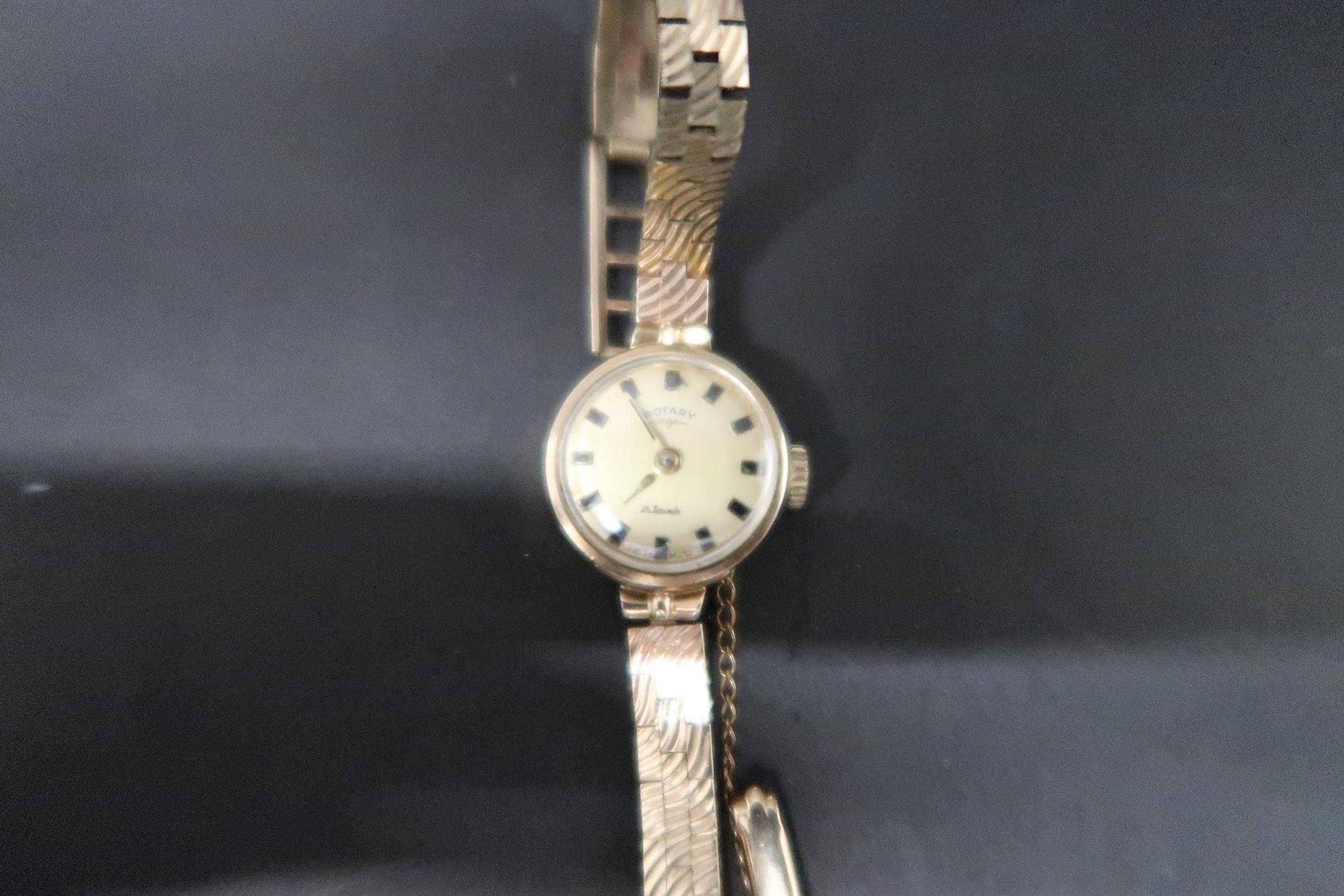A ladies 9ct yellow gold cased Rotary watch with gold face and baton markers on 9ct gold bracelet - Image 2 of 2