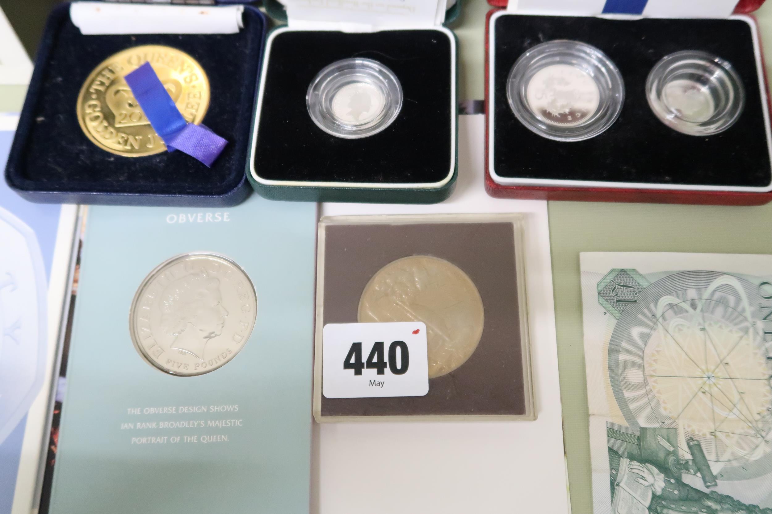 A selection of British coinage, commemorative - Image 2 of 4