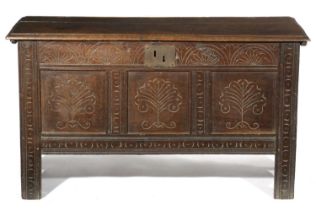 A WEST COUNTRY OAK COFFER POSSIBLY NEW FOREST AREA, LATE 17TH CENTURY the interior with a lidded