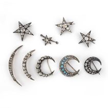 A collection of paste jewels, late 19th/early 20th century, comprising: four brooches of star design