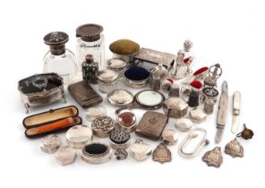 λA mixed lot of silver items, comprising: a silver and tortoiseshell dressing table box,