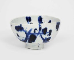 Tsubusa Kato (born 1962) a porcelain Chawan or tea bowl, painted with simple brushed design in