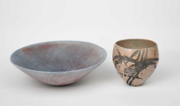 Φ Stephen Murfitt (born 1953) flaring raku bowl covered in a crackled lavender and red glaze, and