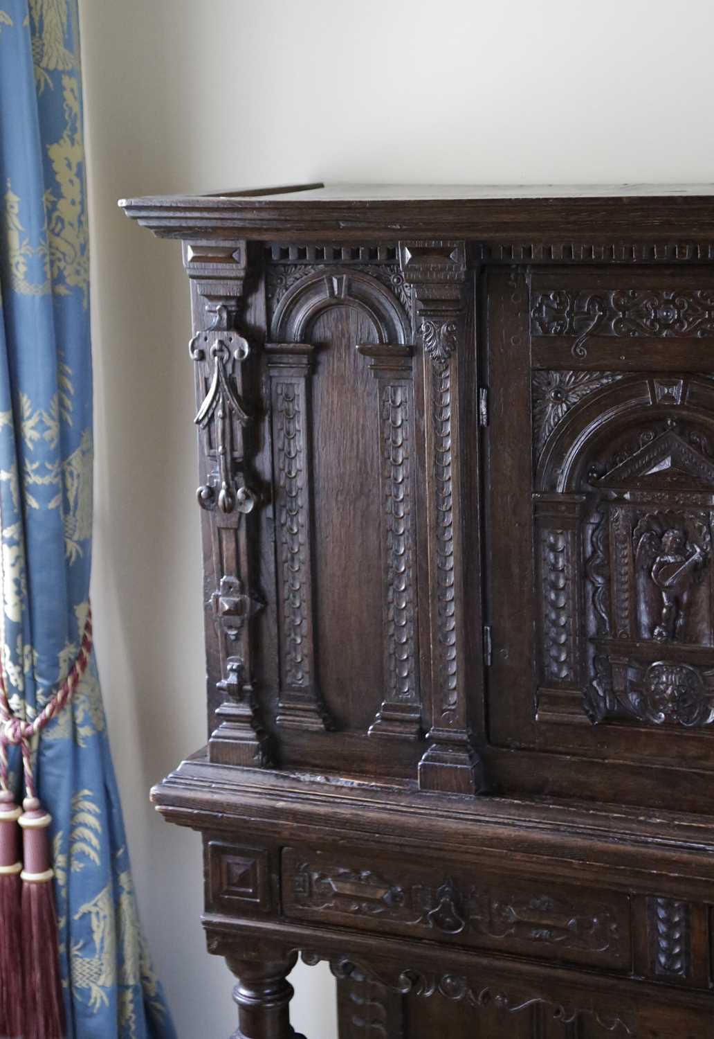 AN ENGLISH OAK CABINET ON STAND WITH 17TH CENTURY ELEMENTS, CONSTRUCTED IN THE 20TH CENTURY the - Image 2 of 3