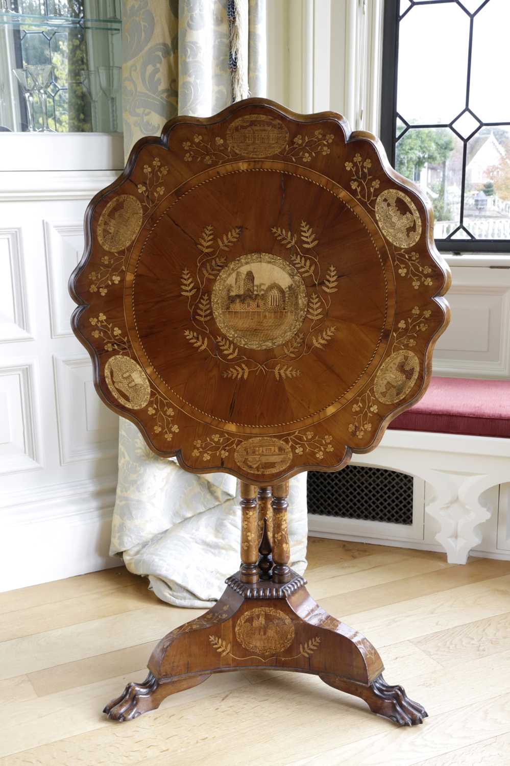 A FINE VICTORIAN IRISH ARBUTUS WOOD AND MARQUETRY OCCASIONAL TABLE KILLARNEY, 19TH CENTURY the