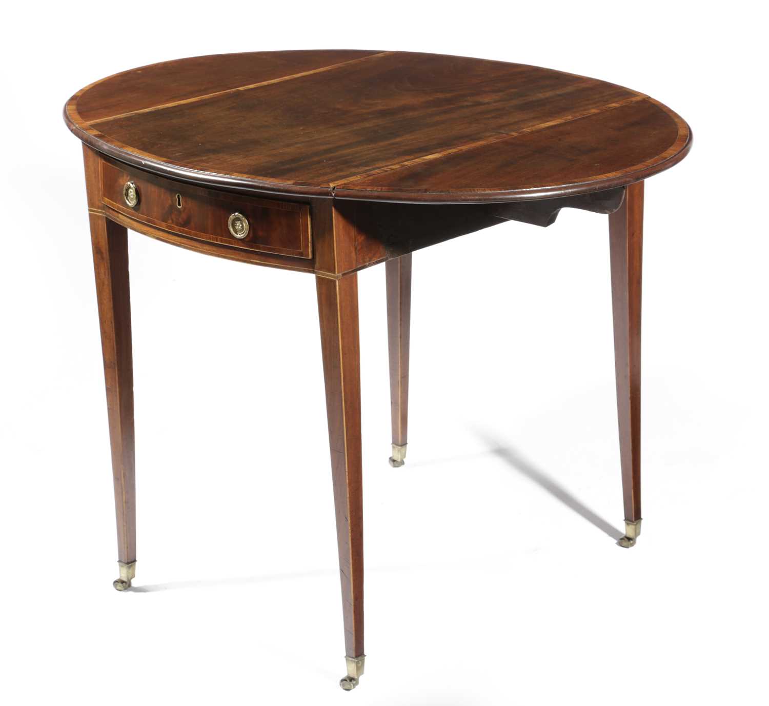 A GEORGE III MAHOGANY PEMBROKE TABLE C.1790-1800 with a crossbanded oval top above a bowfront frieze