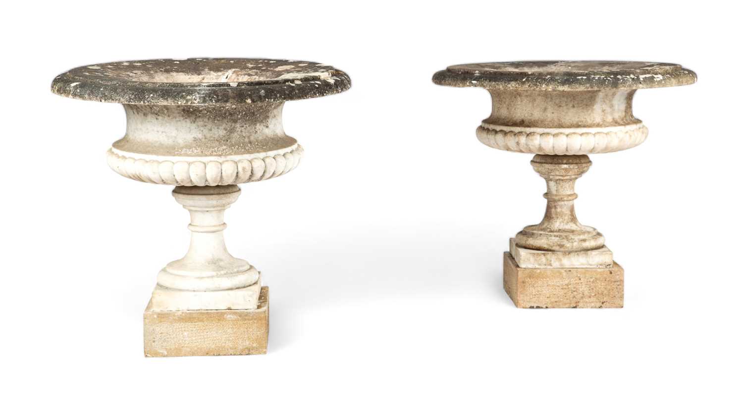 A SET OF FOUR ITALIAN CARRARA MARBLE GARDEN URNS EARLY 19TH CENTURY each of circular form with a