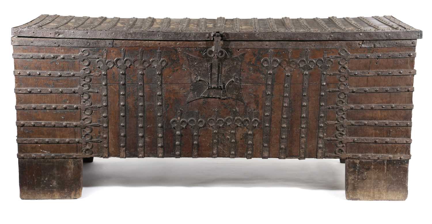 A LARGE GERMAN OAK AND IRON BOUND CHEST OR STOLLENTRUHE WESTPHALIAN, 15th / 16TH CENTURY with