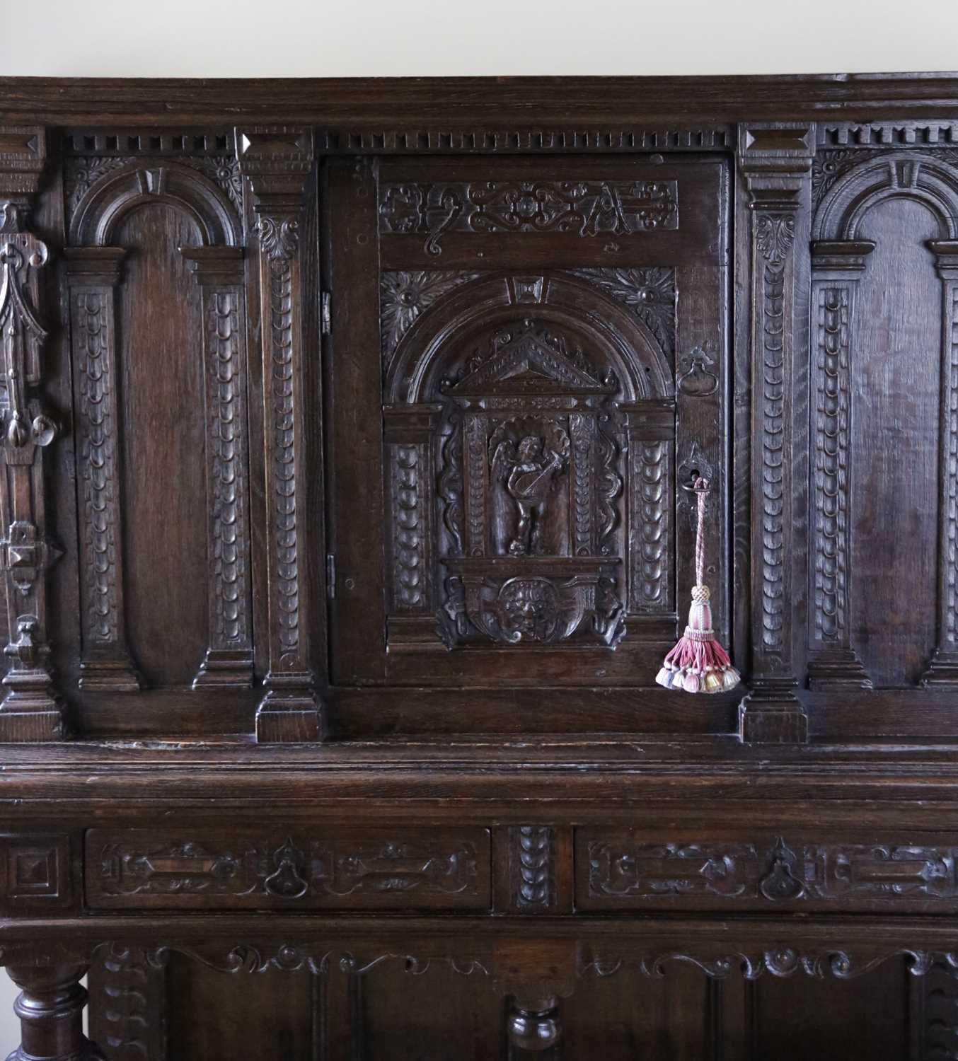 AN ENGLISH OAK CABINET ON STAND WITH 17TH CENTURY ELEMENTS, CONSTRUCTED IN THE 20TH CENTURY the - Image 3 of 3