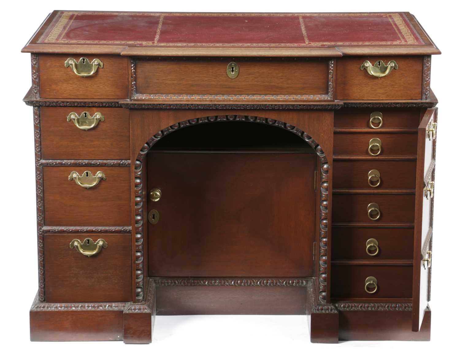 'THE NO.10 DOWNING STREET COLLECTION OF GEORGE II STYLE REPRODUCTION MAHOGANY FURNITURE' BY JOHN L - Image 3 of 9