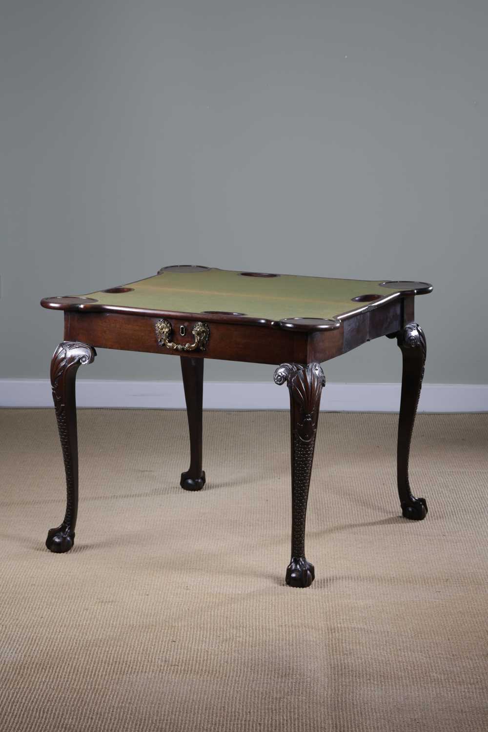 A FINE GEORGE II MAHOGANY CONCERTINA CARD TABLE C.1740-50 the fold-over top revealing a baize - Image 6 of 6