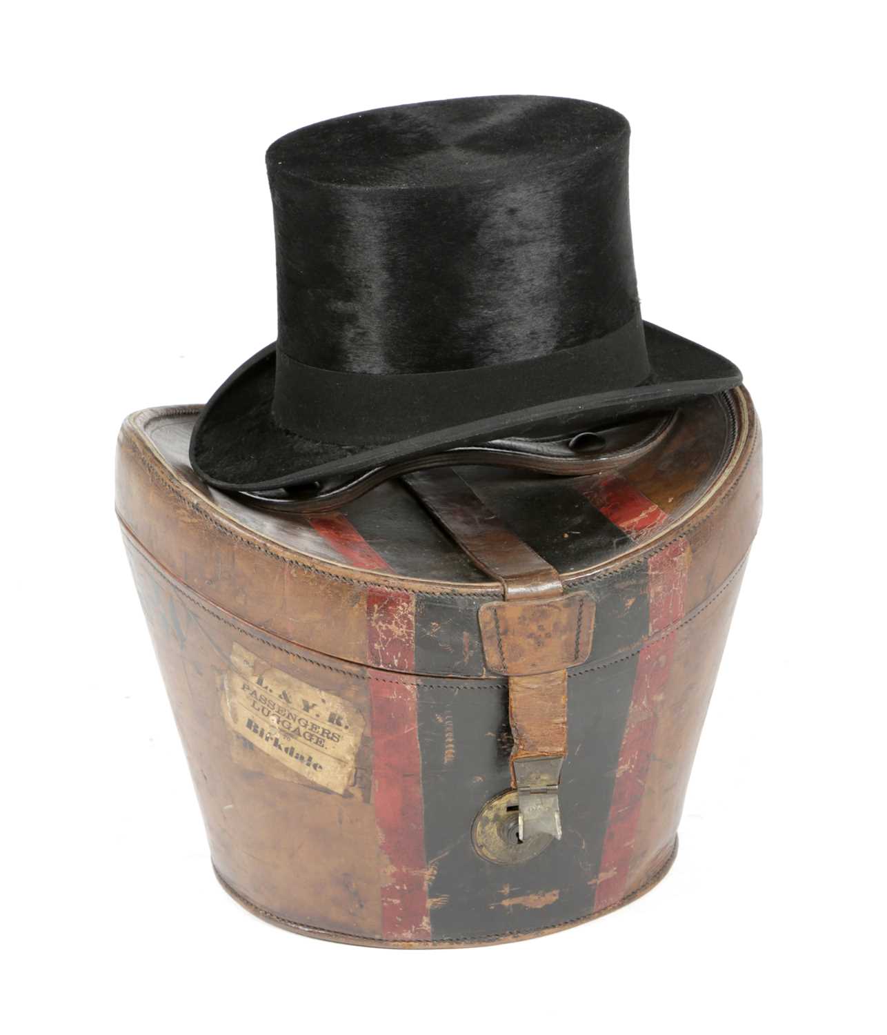 A BROWN LEATHER HAT BOX BY DREW & SONS, LATE 19TH / EARLY 20TH CENTURY the lid with impressed