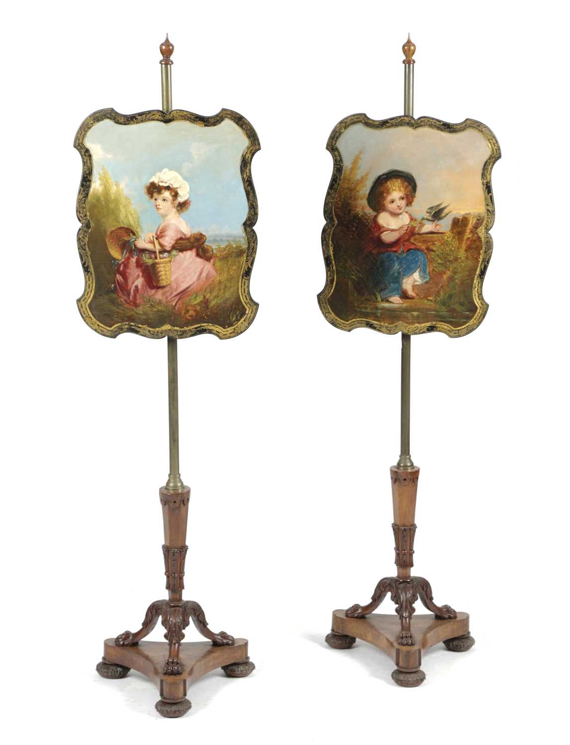 A PAIR OF GEORGE IV BURR OAK POLE FIRESCREENS IN THE MANNER OF GEORGE BULLOCK, C.1825 each with a