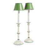 A PAIR OF PAINTED WOOD AND COMPOSITION CANDLESTICK TABLE LAMPS POSSIBLY BY COLEFAX & FOWLER,