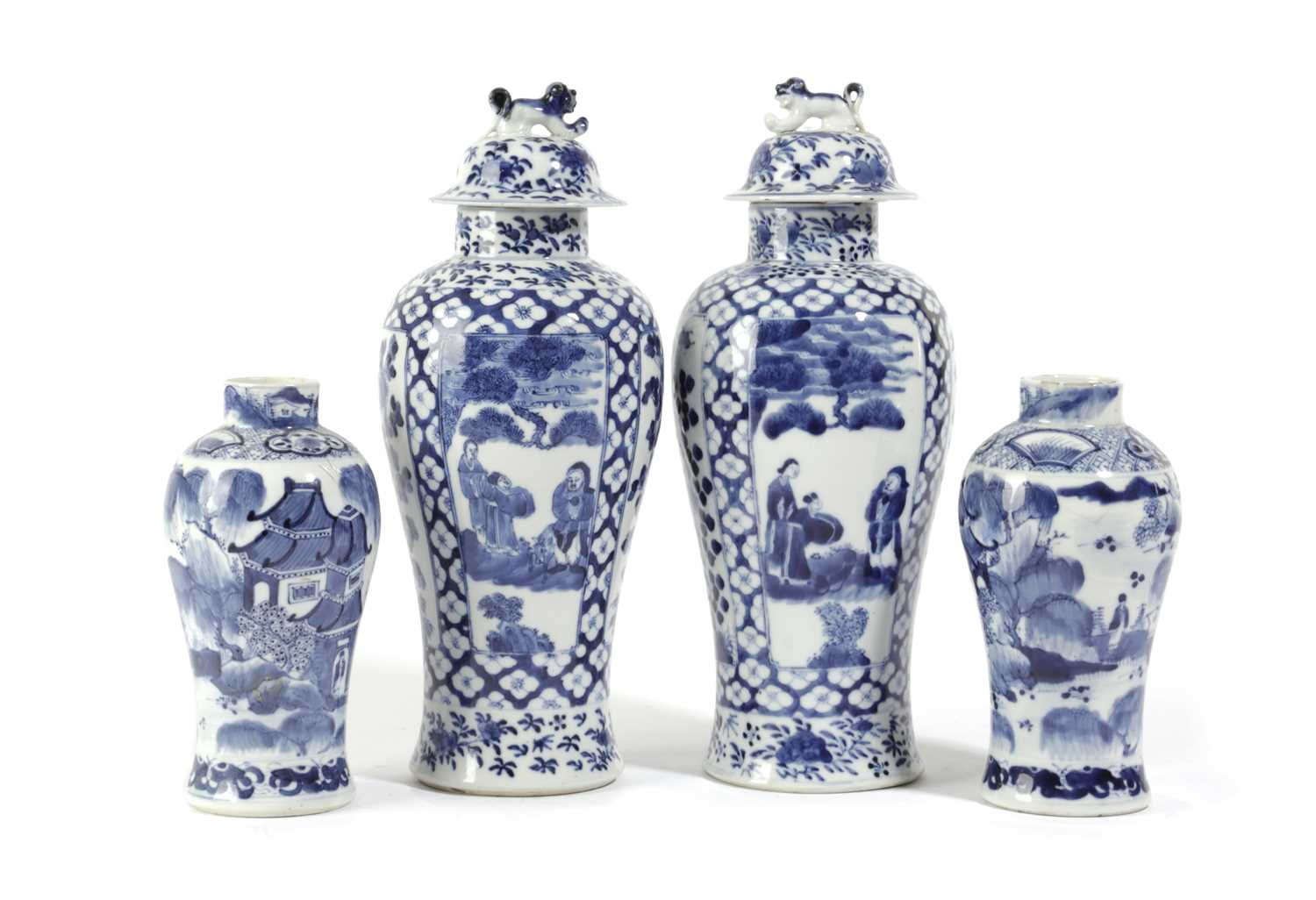 A PAIR OF CHINESE PORCELAIN BLUE AND WHITE VASES AND COVERS EARLY 20TH CENTURY of inverted