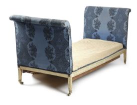 A PAINTED AND PARCEL-GILT DAY BED POSSIBLY RETAILED BY COLEFAX & FOWLER, 19TH CENTURY AND LATER with