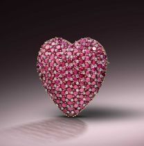 Trabert & Hoeffer Mauboussin, a pink sapphire and diamond brooch, 'Reflection', 1940s, designed as a