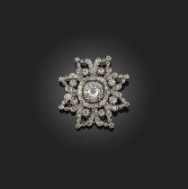 A George III diamond pendant/brooch, late 18th/early 19th century, designed as a foliate Maltese