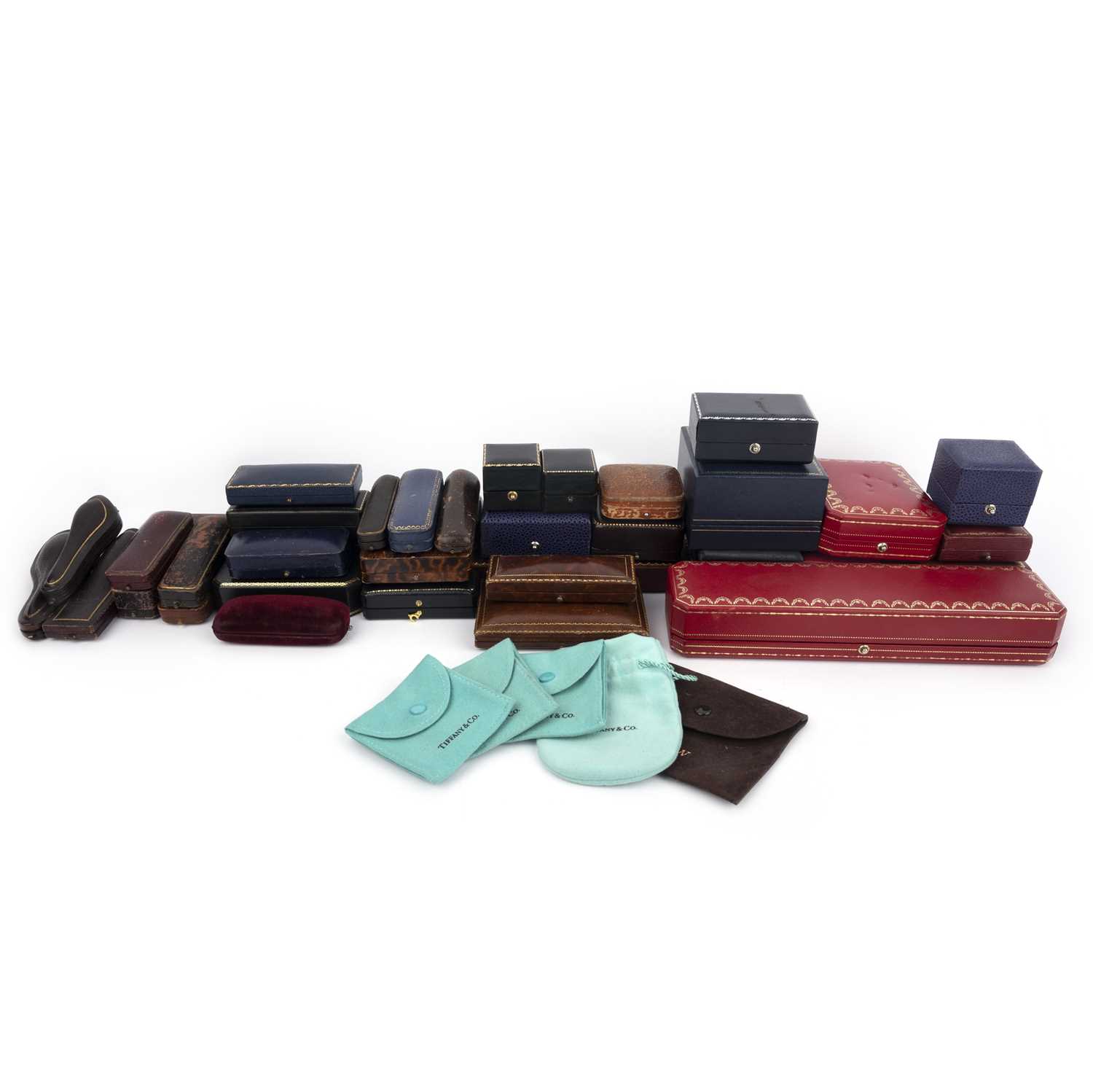 No reserve - a collection of jewellery boxes and pouches, 47 in total, including a modern brooch and