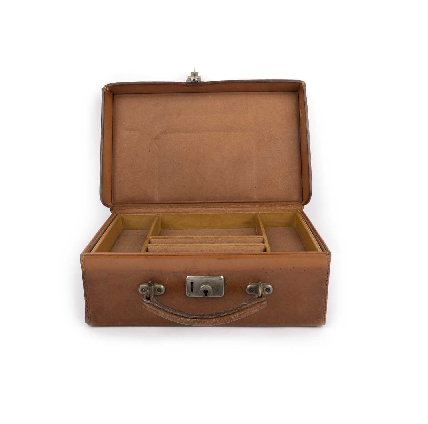 No reserve - a jewellery box, first half 20th century, briefcase style, in light brown leather,