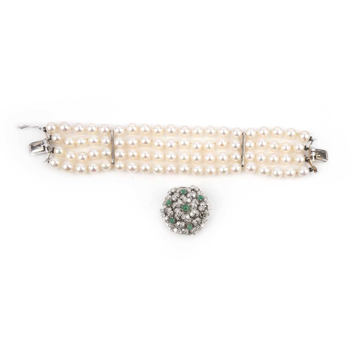 Vourakis, a cultured pearl, emerald and diamond bracelet, the clasp of floral design, set with - Image 4 of 4