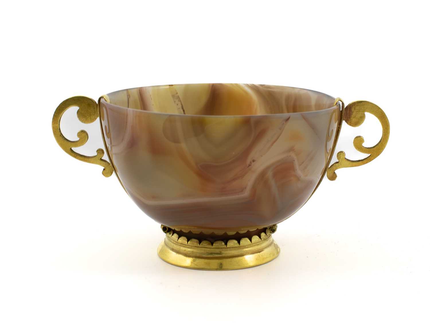 A two-handled gold-mounted agate bowl, unmarked, possibly late-17th century, circular form, agate-