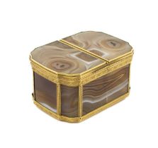 An 18th century French gold-mounted agate double snuff box, marker's mark worn, Paris, rectangular