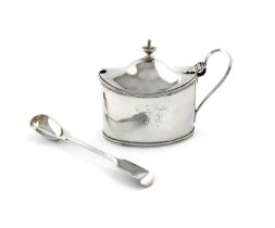 A George III silver mustard pot, by Charles Chesterman II, London 1799, oval form, reeded borders,